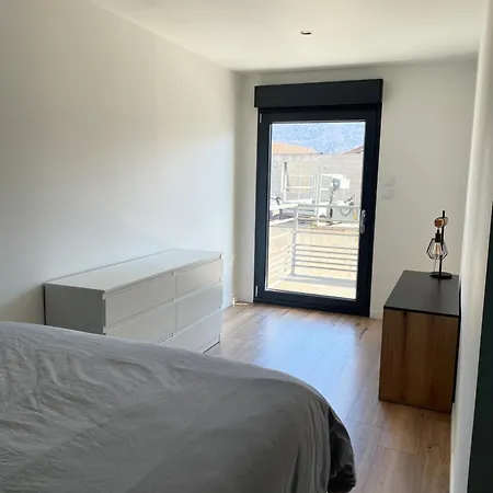 Loft Industriel Avec Jacuzzi * Le Bourgeat
